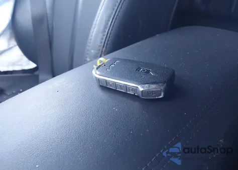 2022 Kia K5 Gt-Line from USA, damaged, VIN 5XXG64J22NG140643